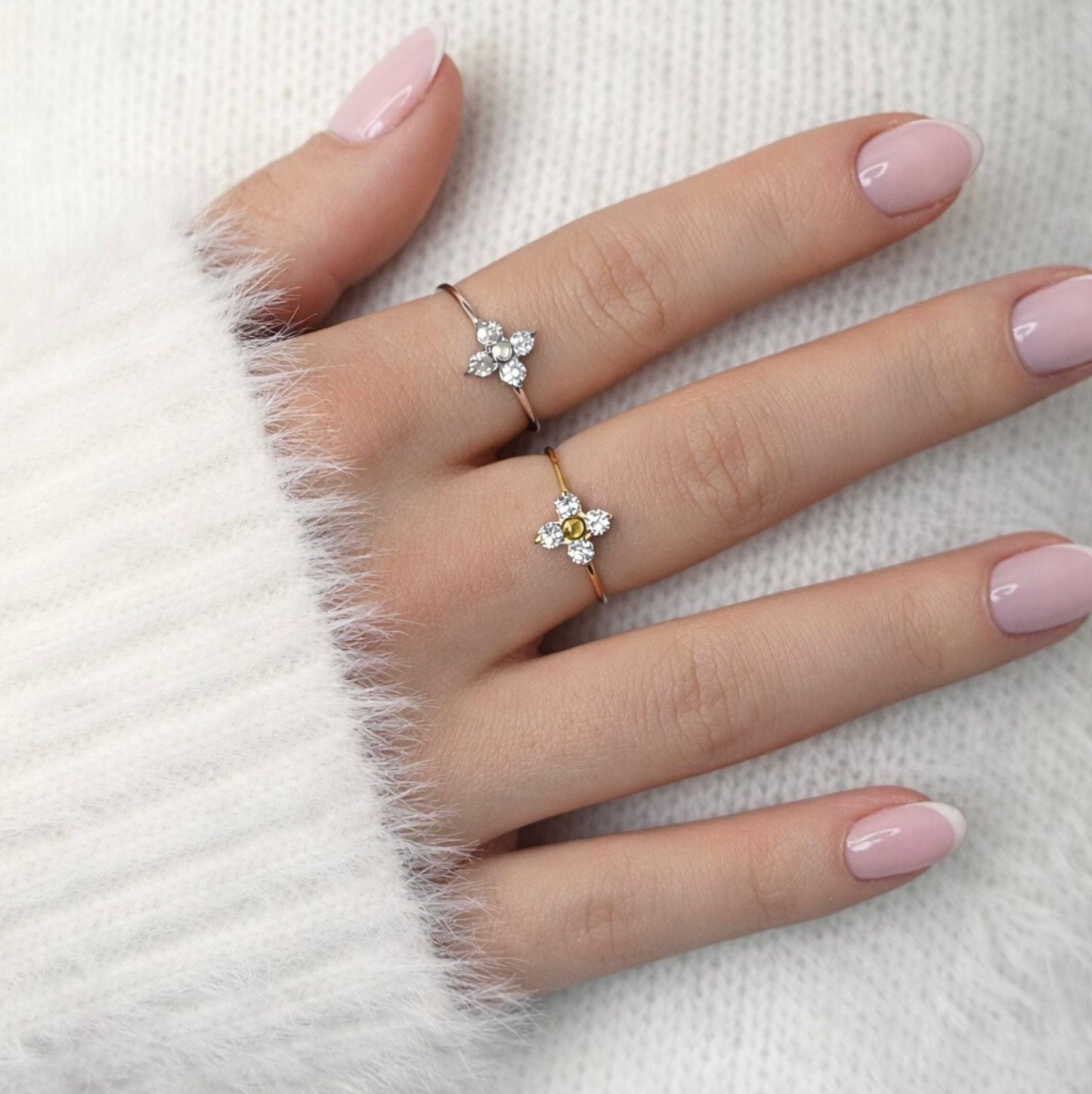 Bague Ivy en acier inoxydable portée - Luneia Bijoux