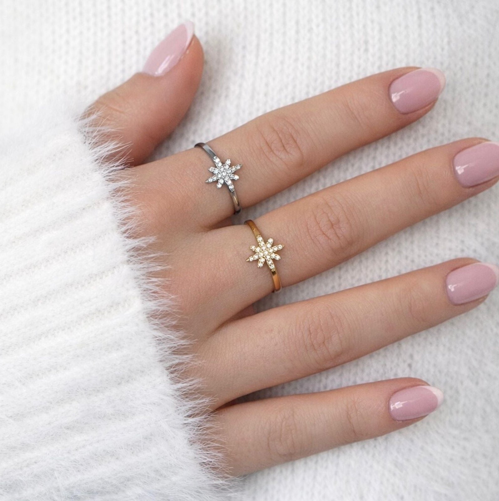 Bague Céleste en acier inoxydable portée - Luneia Bijoux