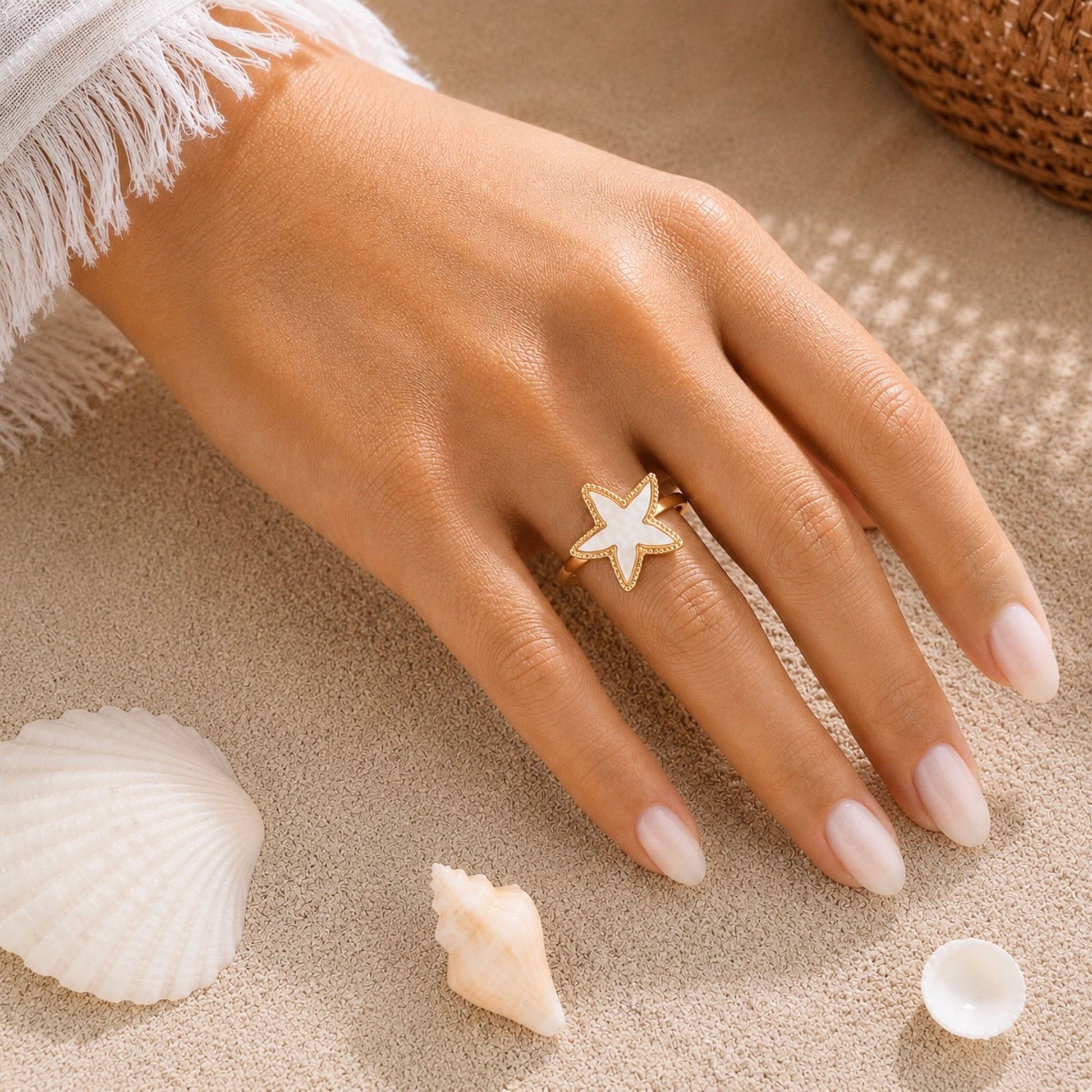 Bague Méline en acier inoxydable portée - Luneia Bijoux