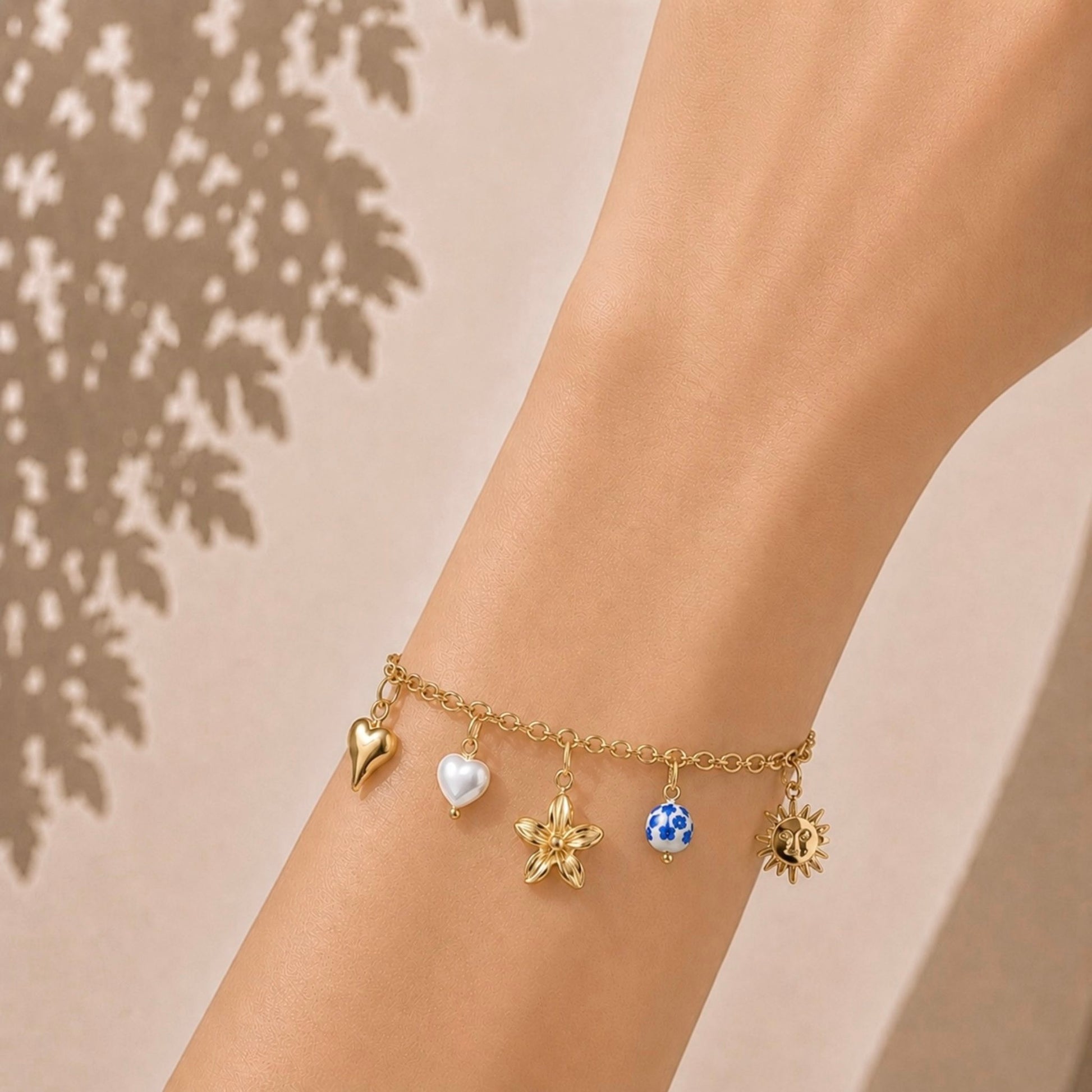 Bracelet Azura en acier inoxydable porté - Luneia Bijoux