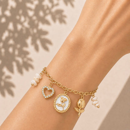 Bracelet Rosalia en acier inoxydable porté - Luneia Bijoux