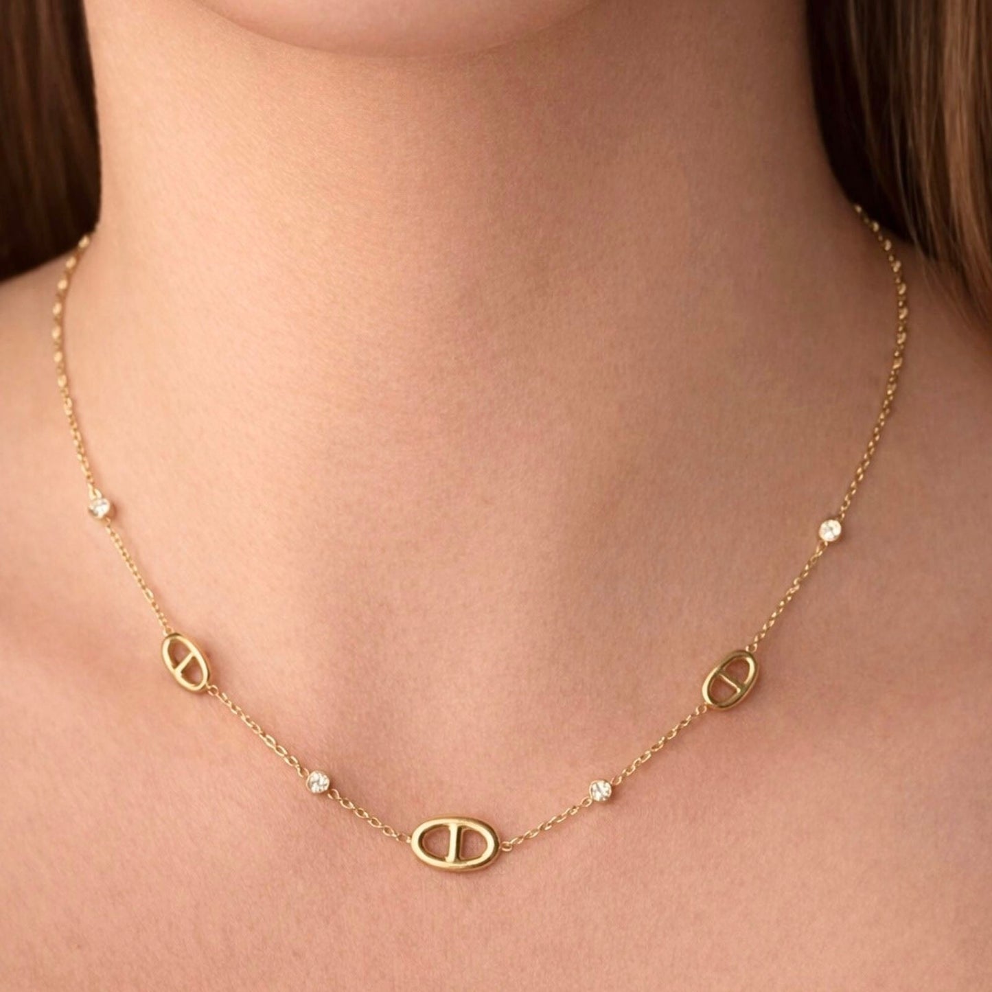 Collier Lou en acier inoxydable porté - Luneia Bijoux